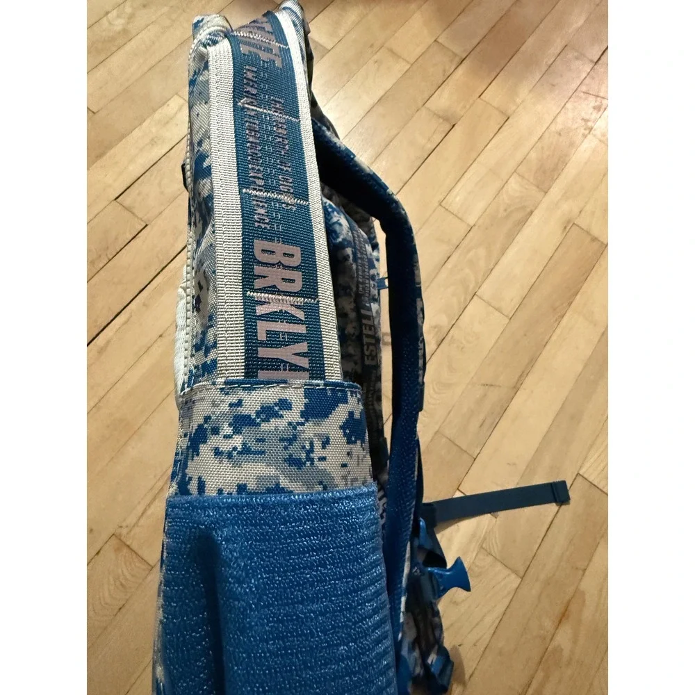 Drew Estate Barn Smoker‎ Backpack Blue Digital Camo American Tobacco Experience